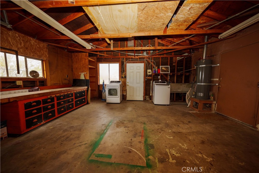 6973 Mission Property Photo 33