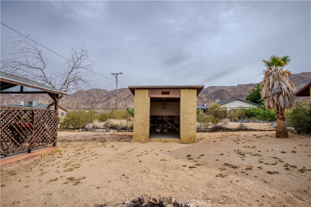 6973 Mission Property Photo 37