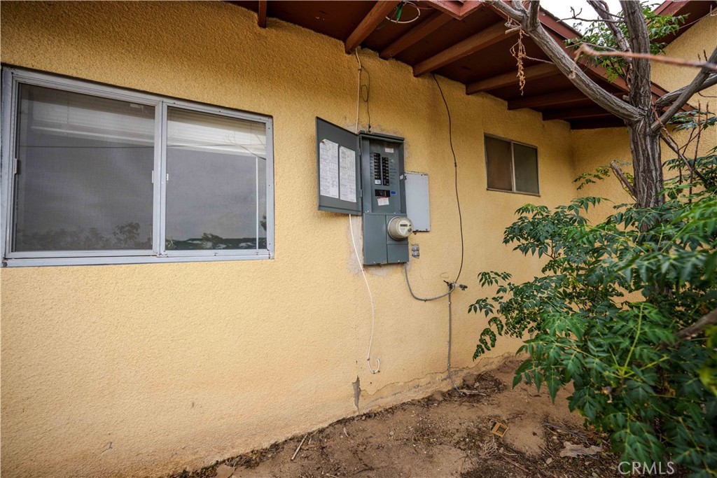6973 Mission Property Photo 39