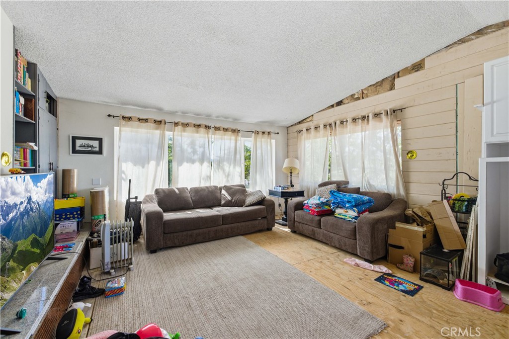 14971 Sunnydale Property Photo 4