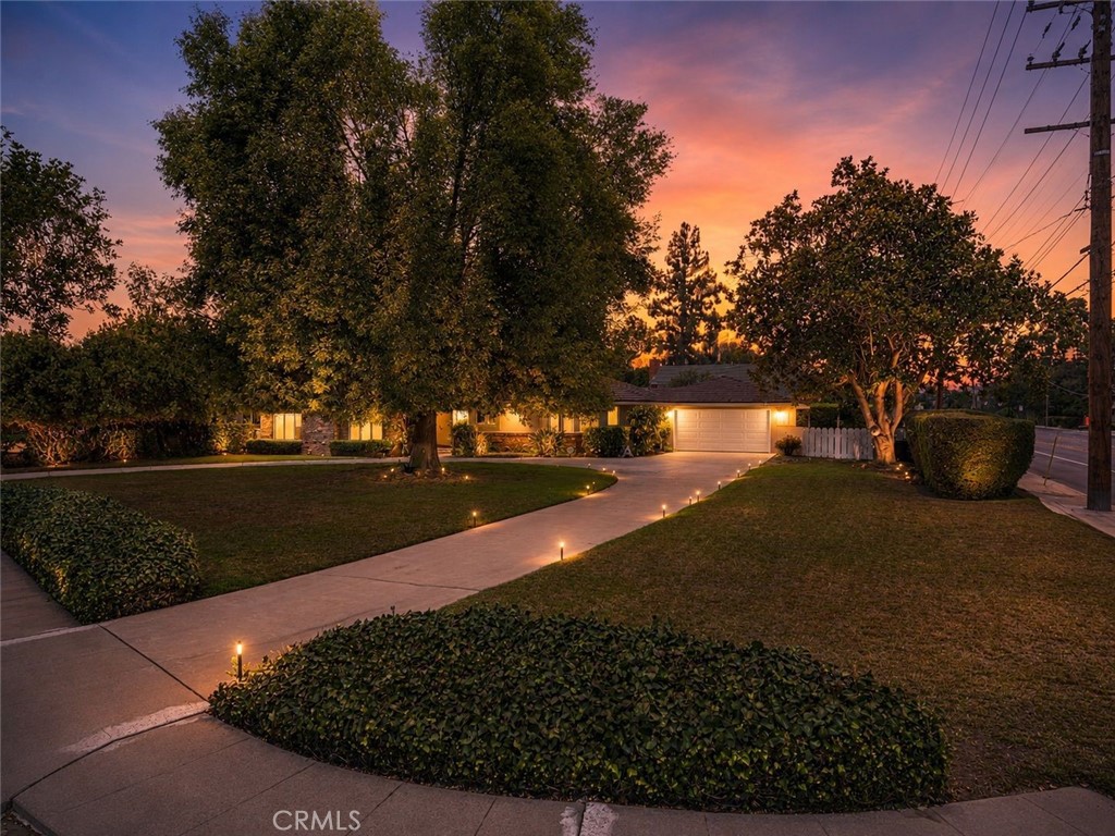 205 W Longden Property Photo 2