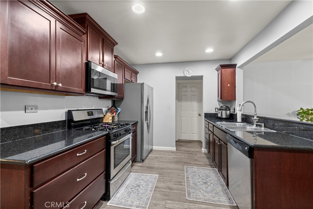 13709 4th Street Property Photo 2