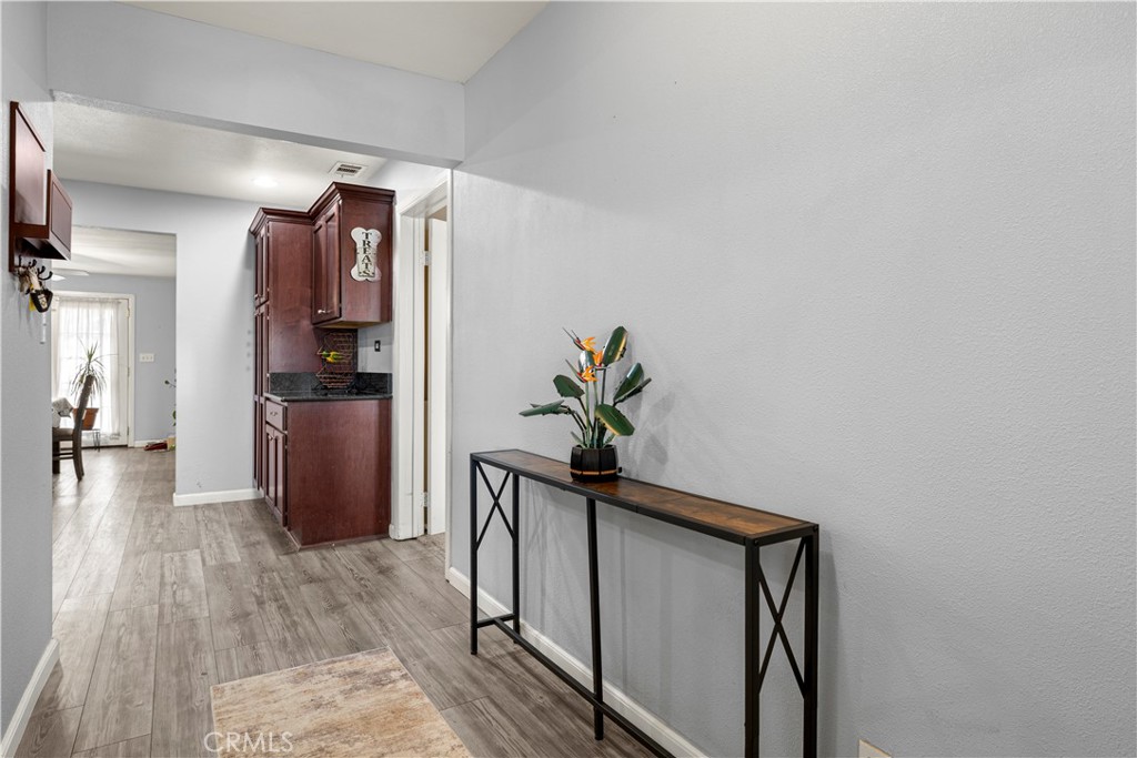 13709 4th Street Property Photo 7