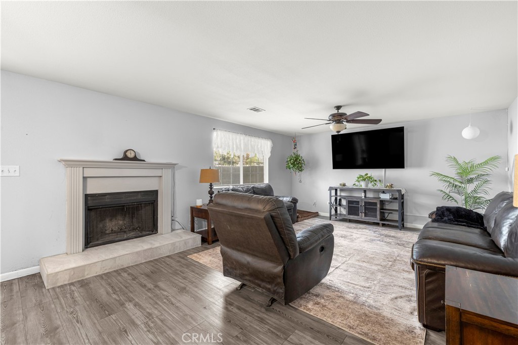13709 4th Street Property Photo 20