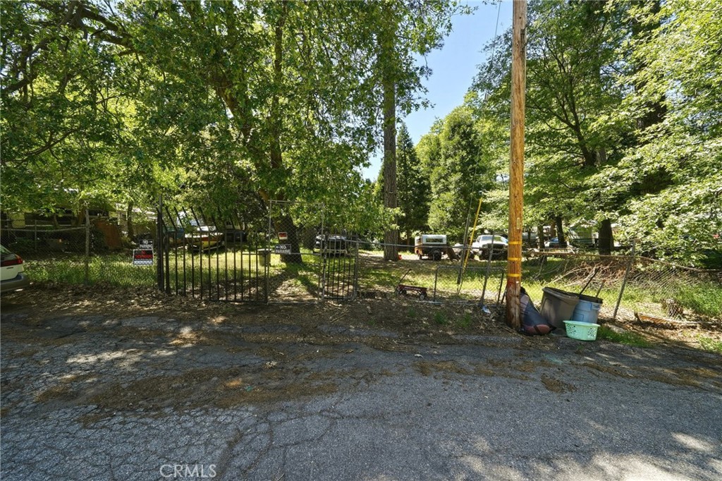 608 Leebert Property Photo 8