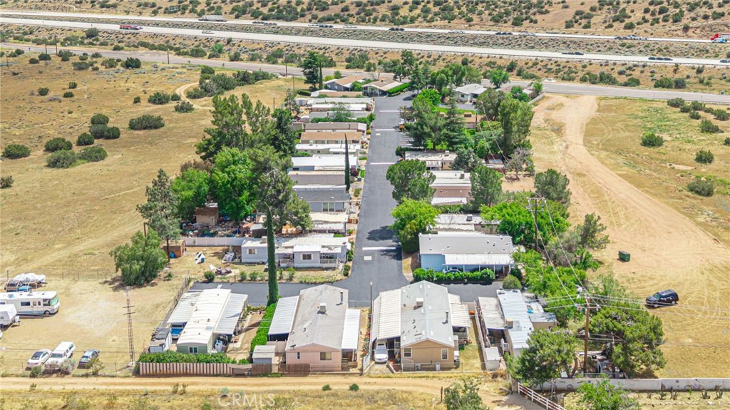 2501 Sierra Highway Property Photo 7