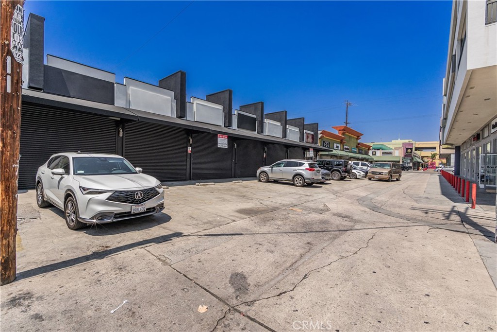 1212 S San Pedro Street Property Photo 14