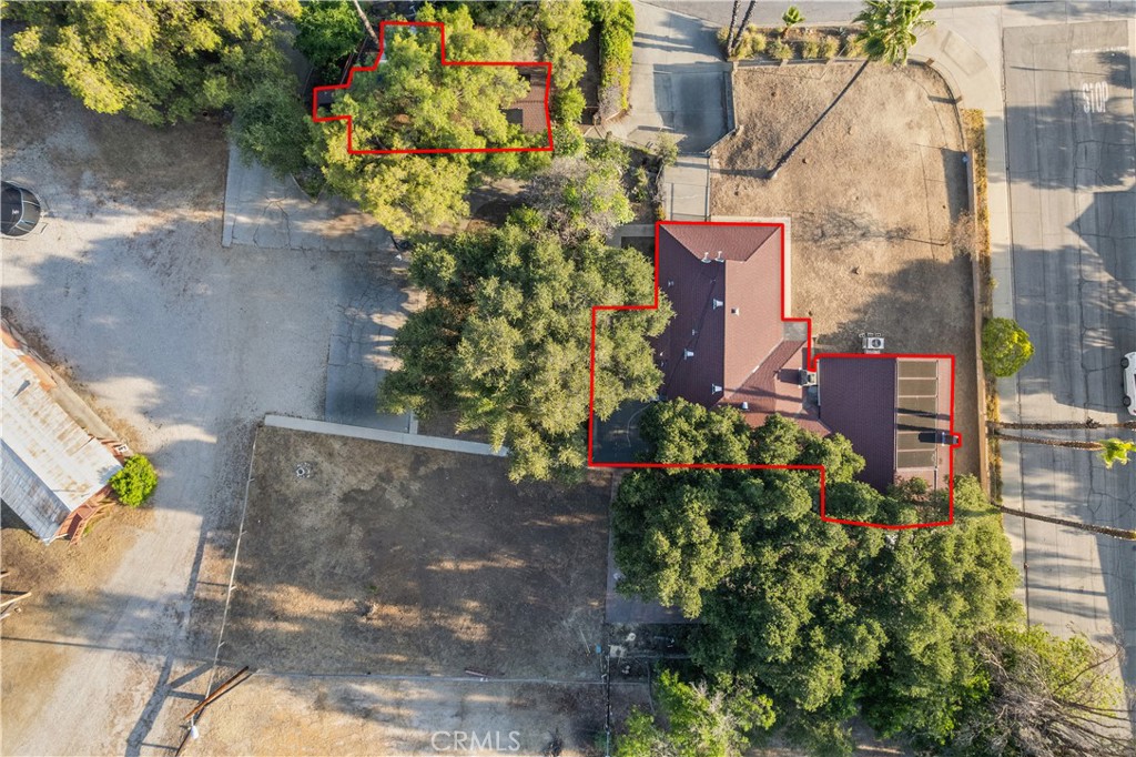 1449 E Bennett Avenue Property Photo 5