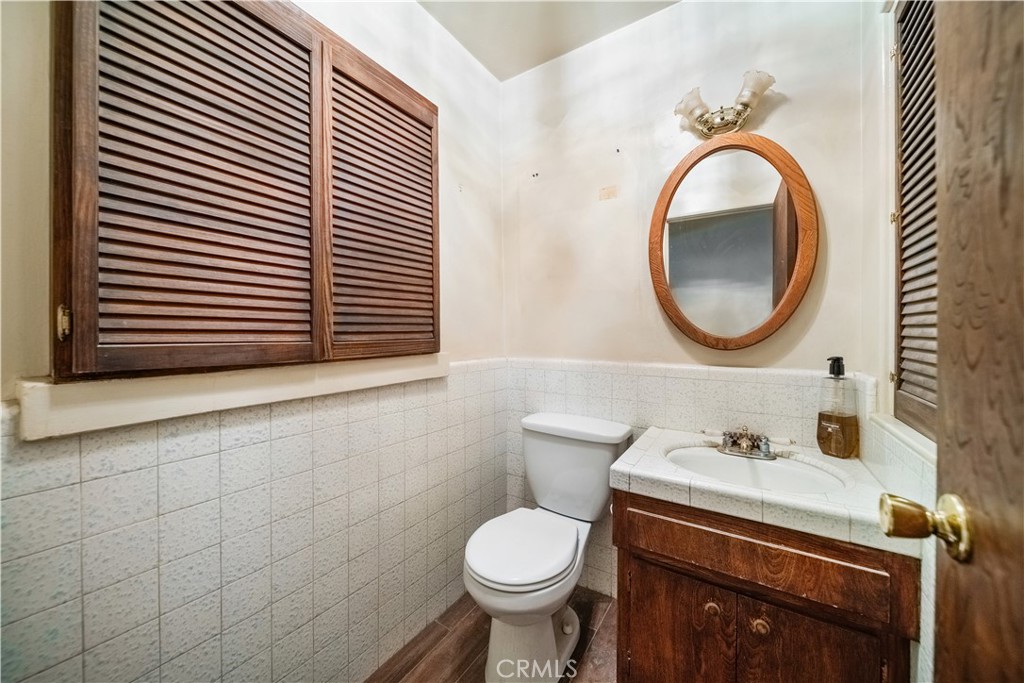 1449 E Bennett Avenue Property Photo 17