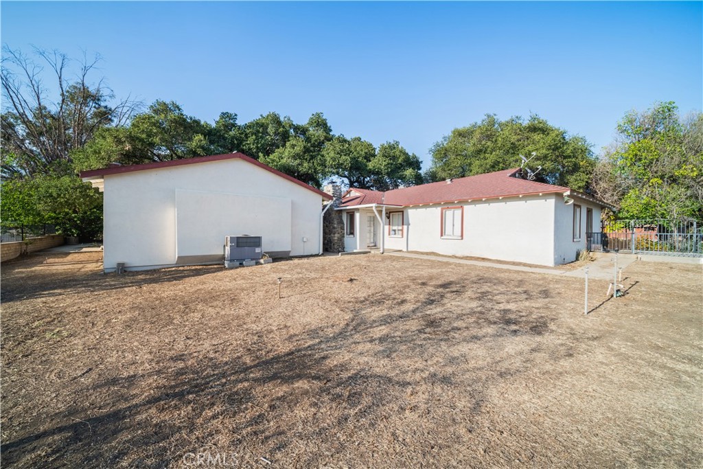 1449 E Bennett Avenue Property Photo 27