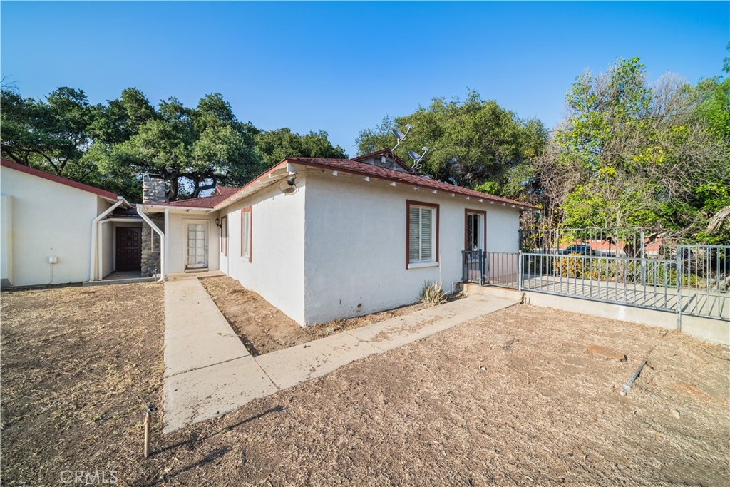 1449 E Bennett Avenue Property Photo 29