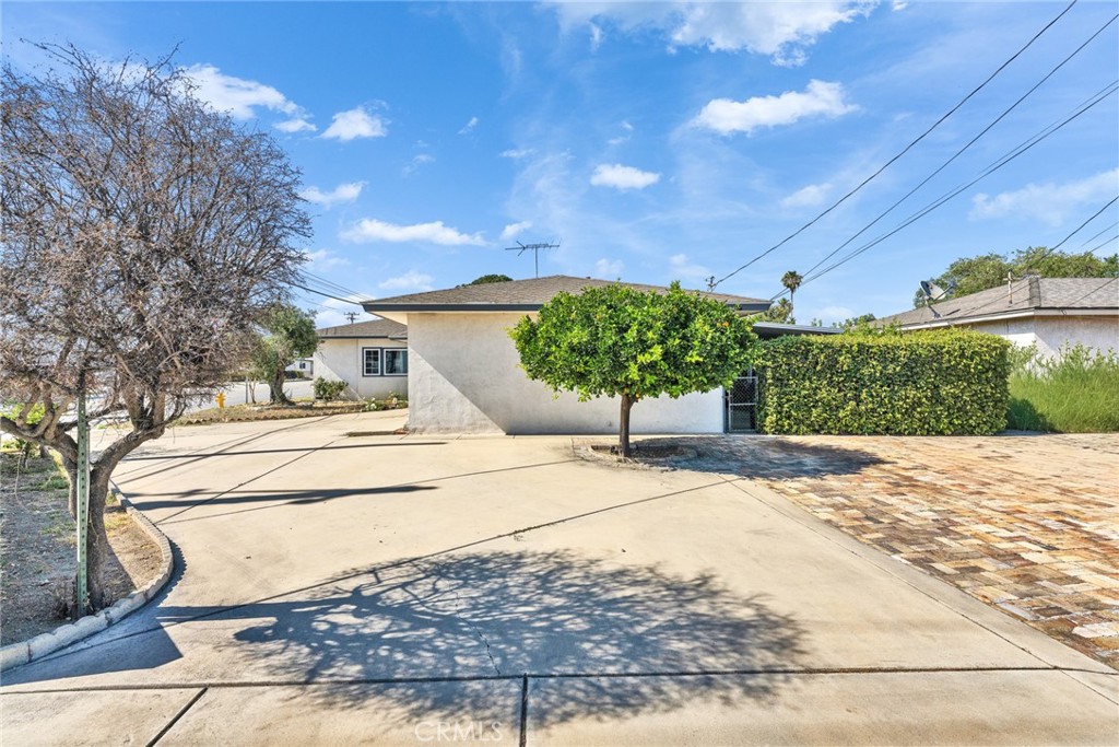 9287 Alder Property Photo 4
