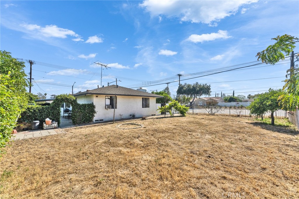 9287 Alder Property Photo 7