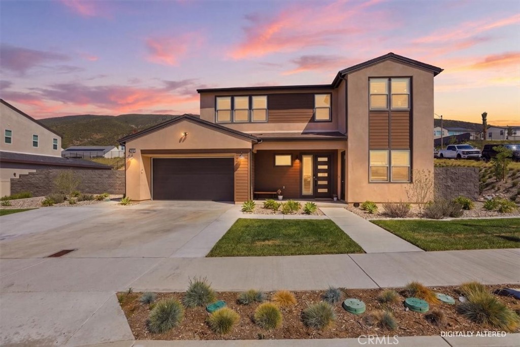 15982 Butterfly Property Photo 1