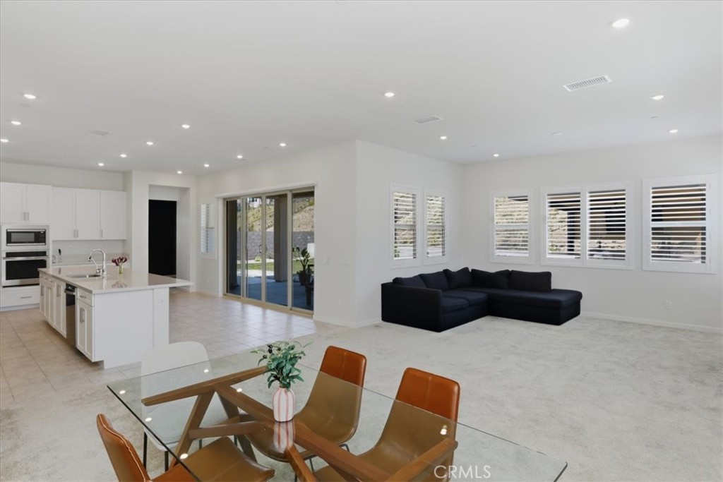 15982 Butterfly Property Photo 14