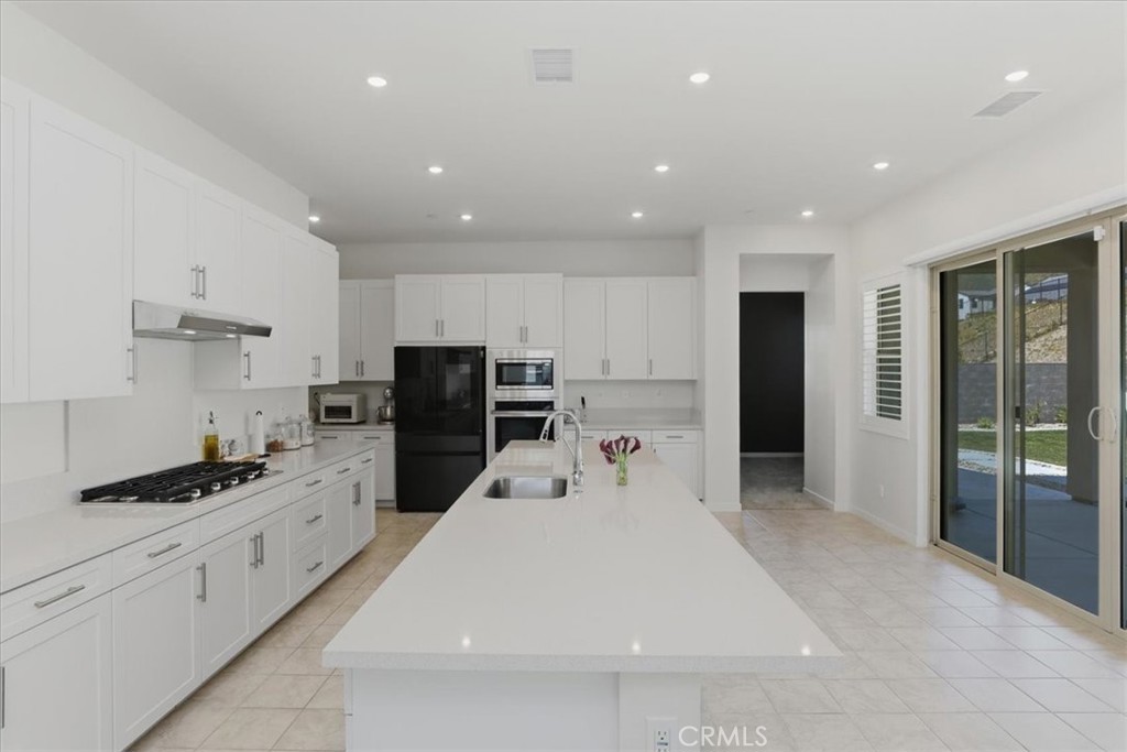 15982 Butterfly Property Photo 16
