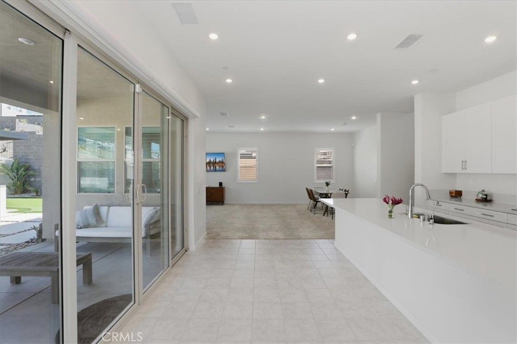 15982 Butterfly Property Photo 19
