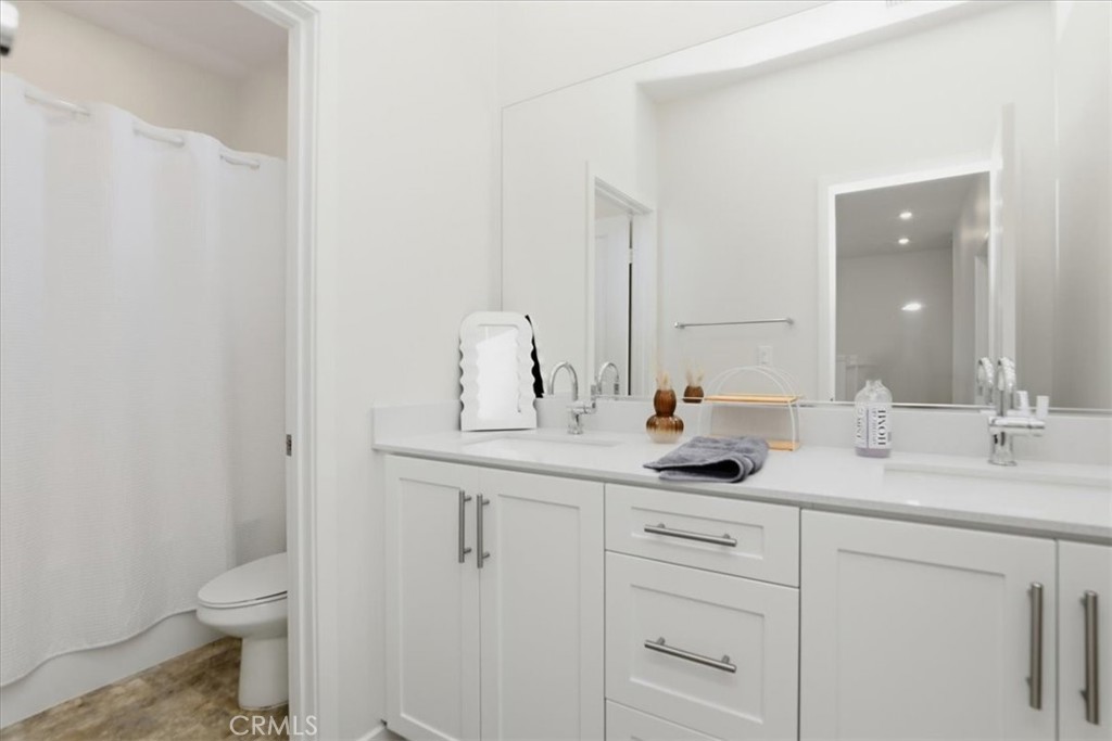 15982 Butterfly Property Photo 28