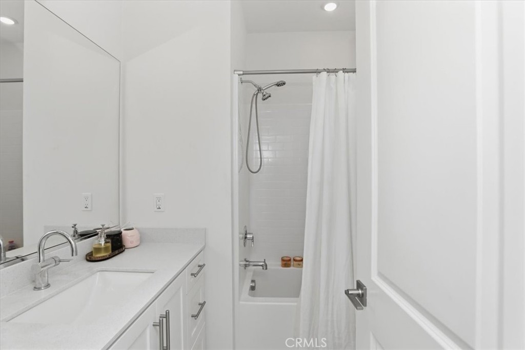 15982 Butterfly Property Photo 30