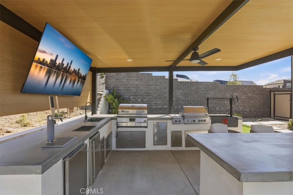 15982 Butterfly Property Photo 36