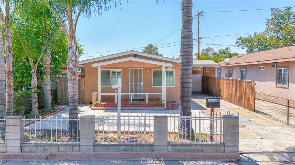 4715 Ivy Property Photo 4