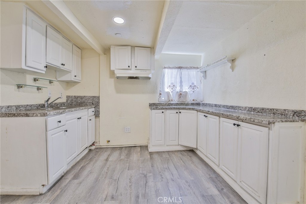 4715 Ivy Property Photo 10