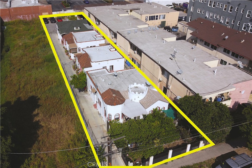 1115 N Madison Property Photo 1