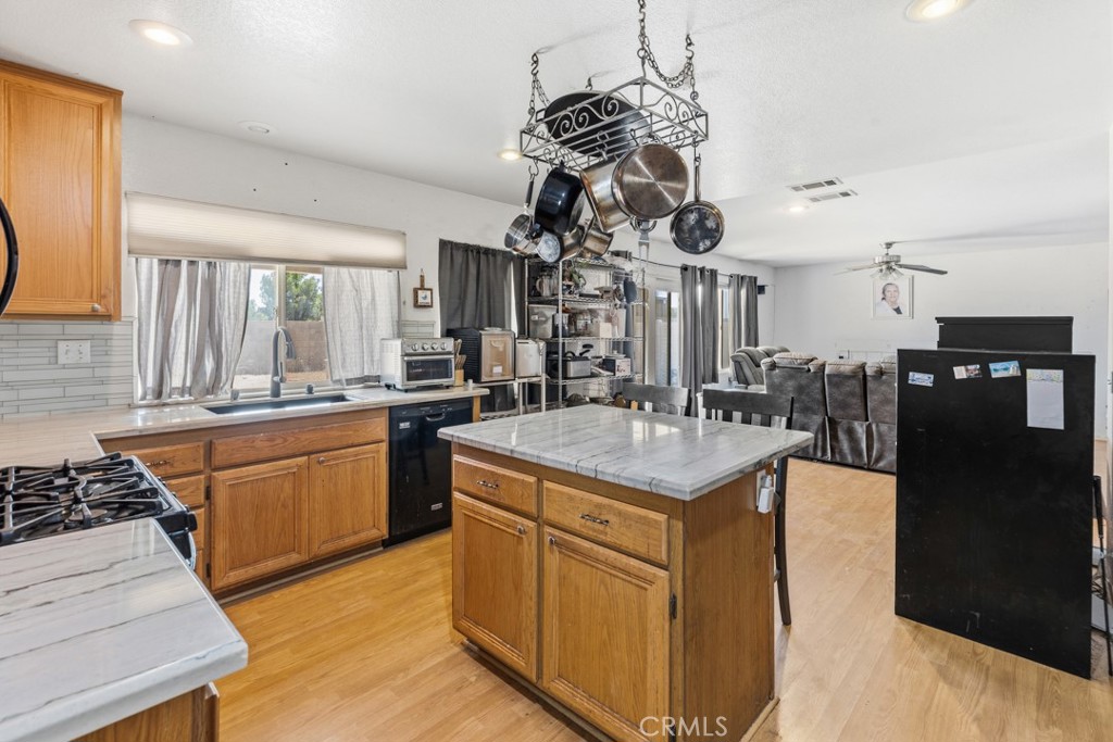 14485 Fontaine Way Property Photo 12