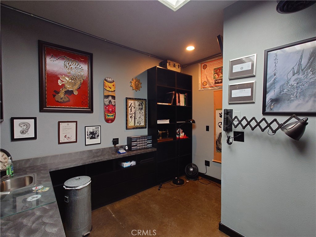 17845 Beach Blvd Property Photo 16