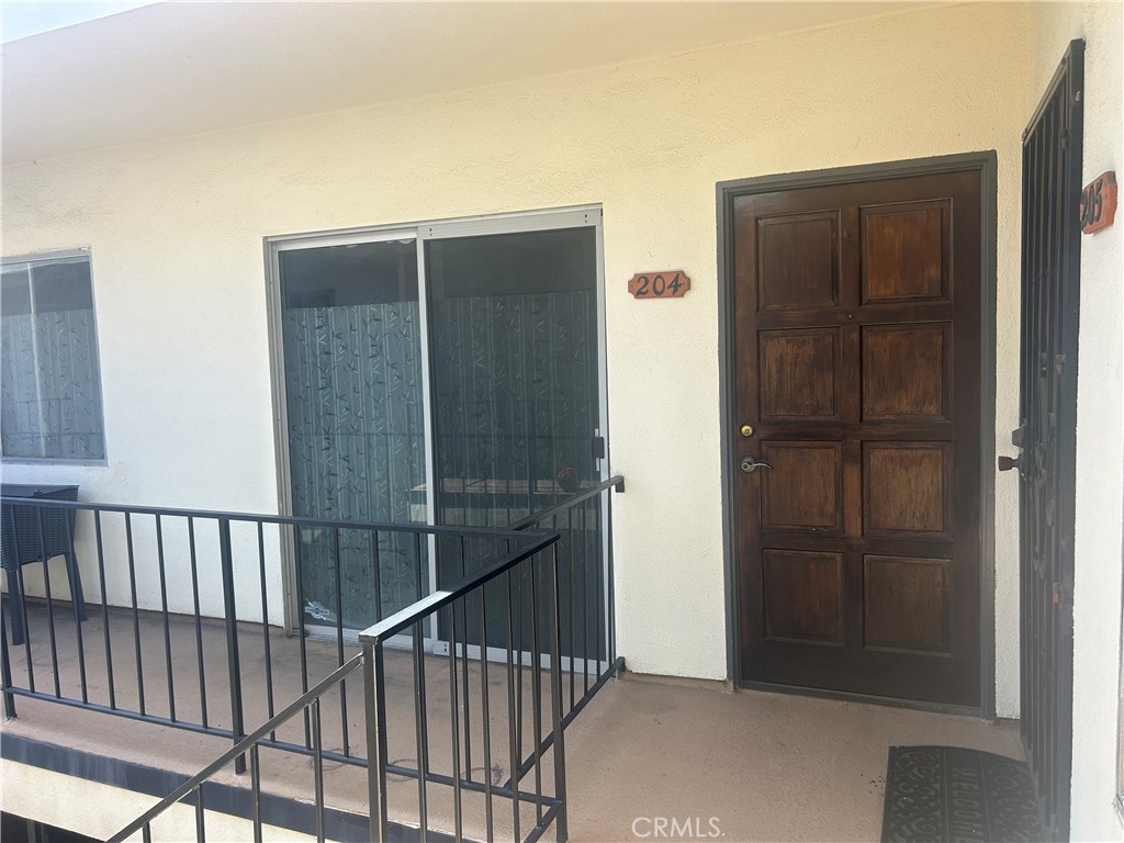 1522 S Centinela Ave 204 Property Photo 14