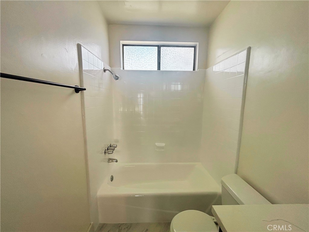1522 S Centinela Ave 204 Property Photo 26