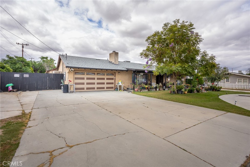 42385 Mayberry Property Photo 3