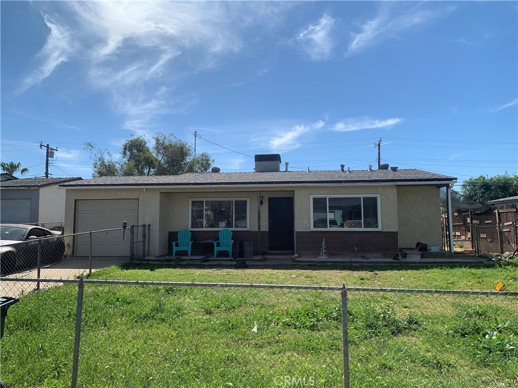 27203 13th Property Photo 1