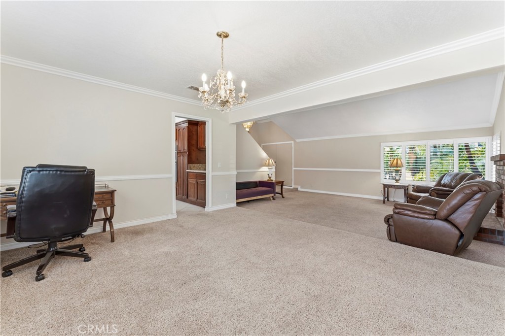 5259 Galloway Property Photo 12