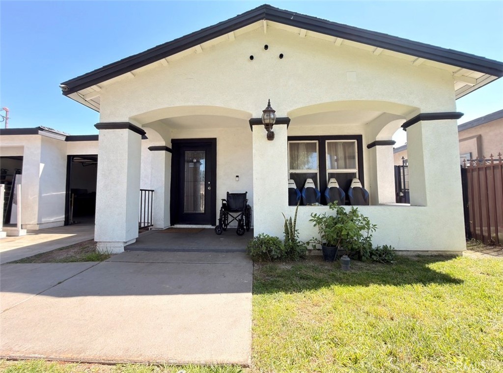 835 Victoria Property Photo 1
