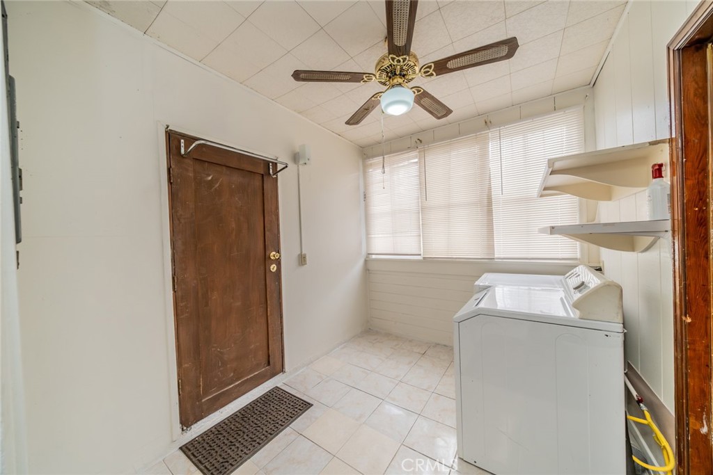 3340 N Eastern Property Photo 18