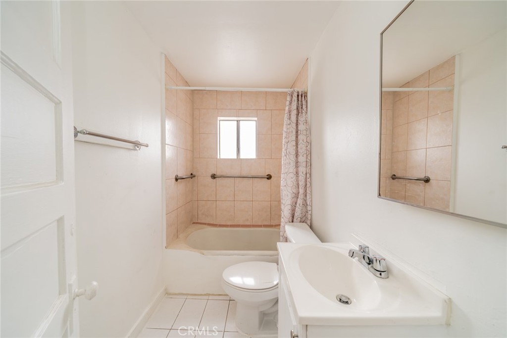3340 N Eastern Property Photo 34