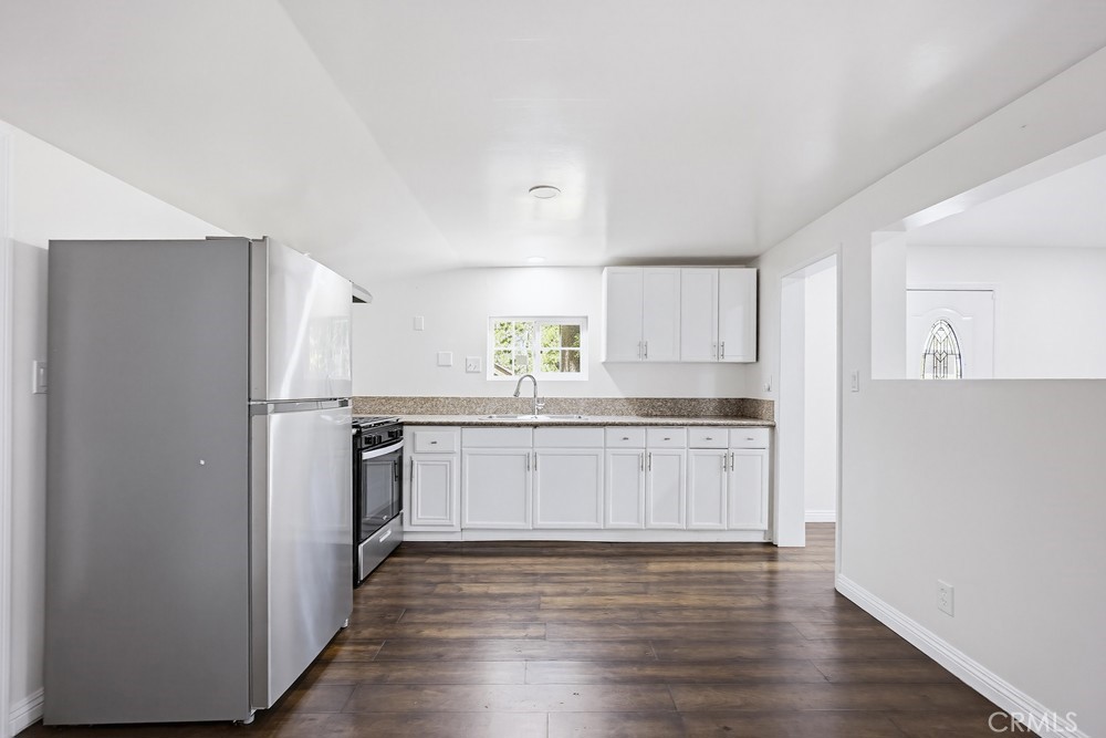 22951 Redwood Property Photo 15