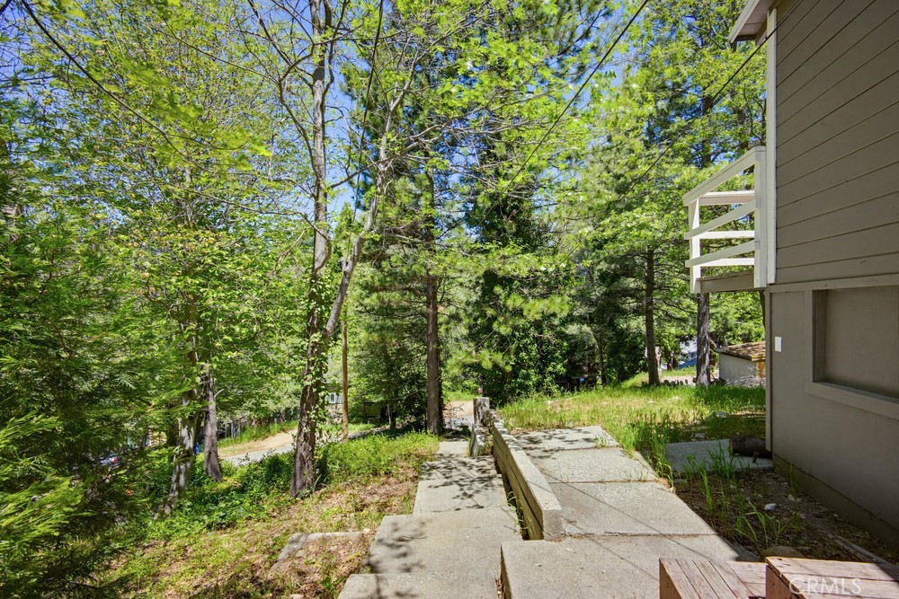 22951 Redwood Property Photo 30