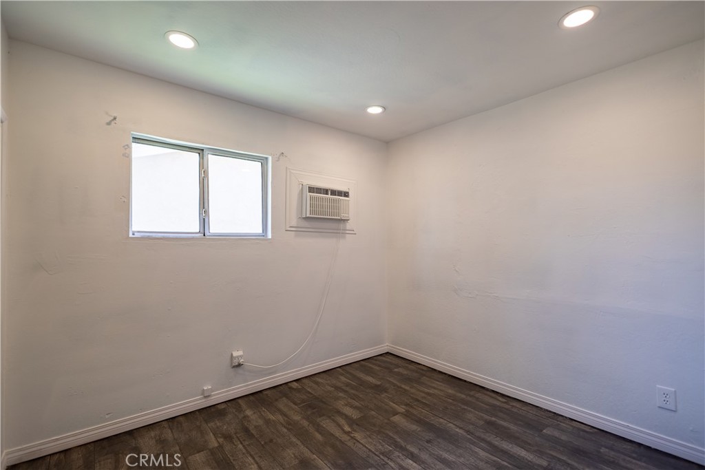 9870 Salina Property Photo 22