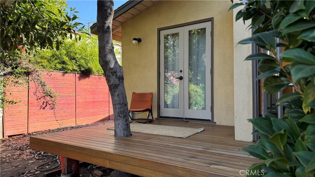2117 Colby Avenue Property Photo 5