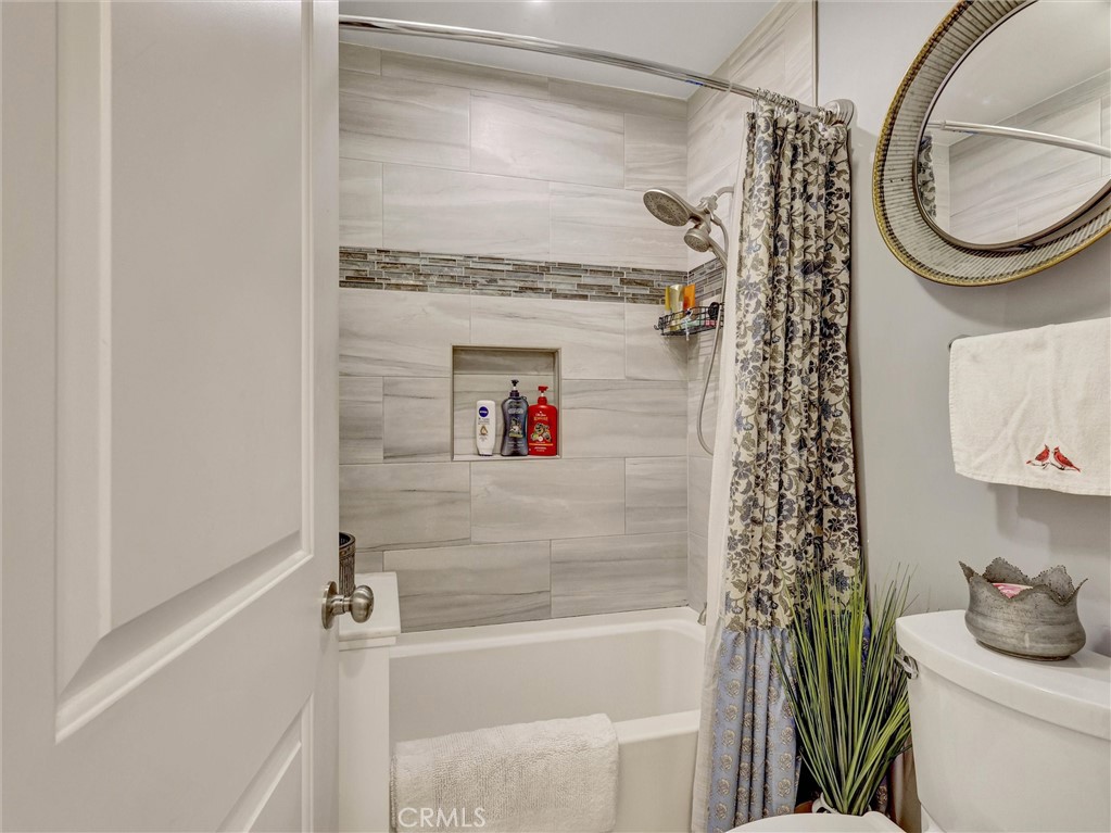 1200 W Lambert 44 Property Photo 13