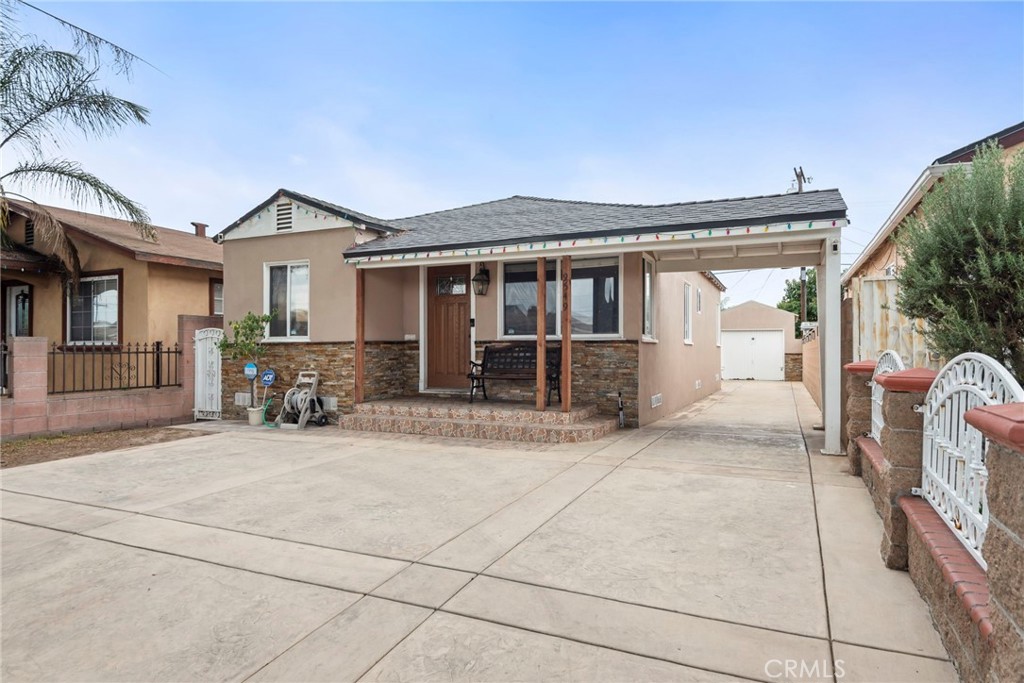 9549 Mallison Property Photo 1
