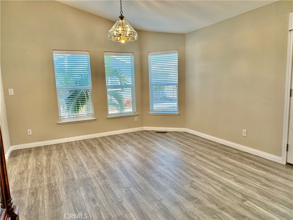1245 W Cienega Ave 125 Property Photo 7