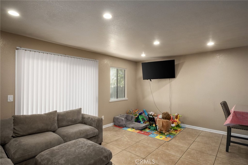 4308 E Woodward Property Photo 30