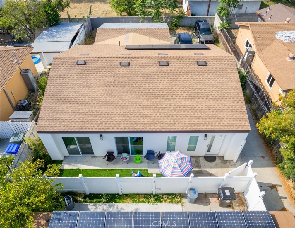 8247 9th Property Photo 4