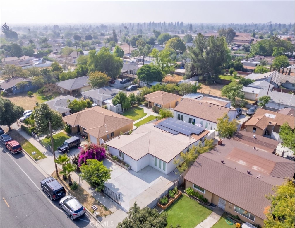 8247 9th Property Photo 6
