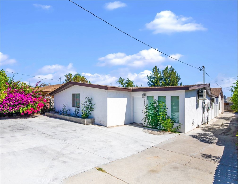8247 9th Property Photo 22
