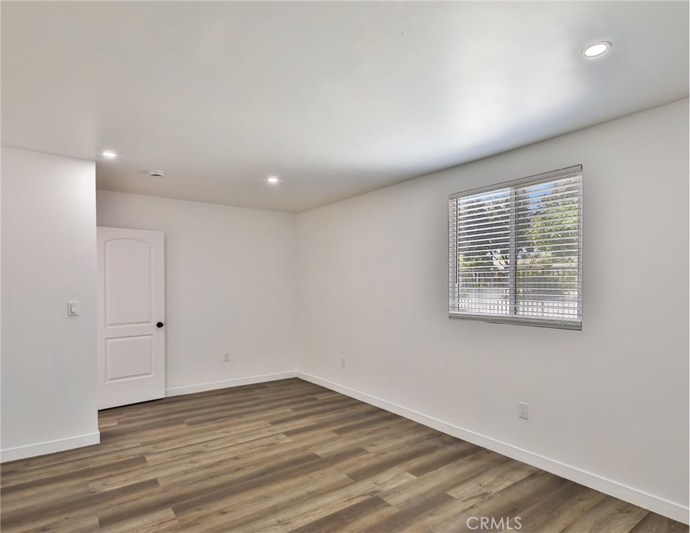 8247 9th Property Photo 25