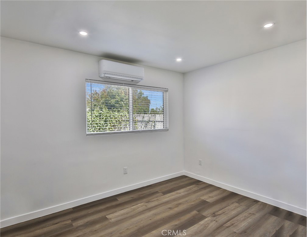 8247 9th Property Photo 34
